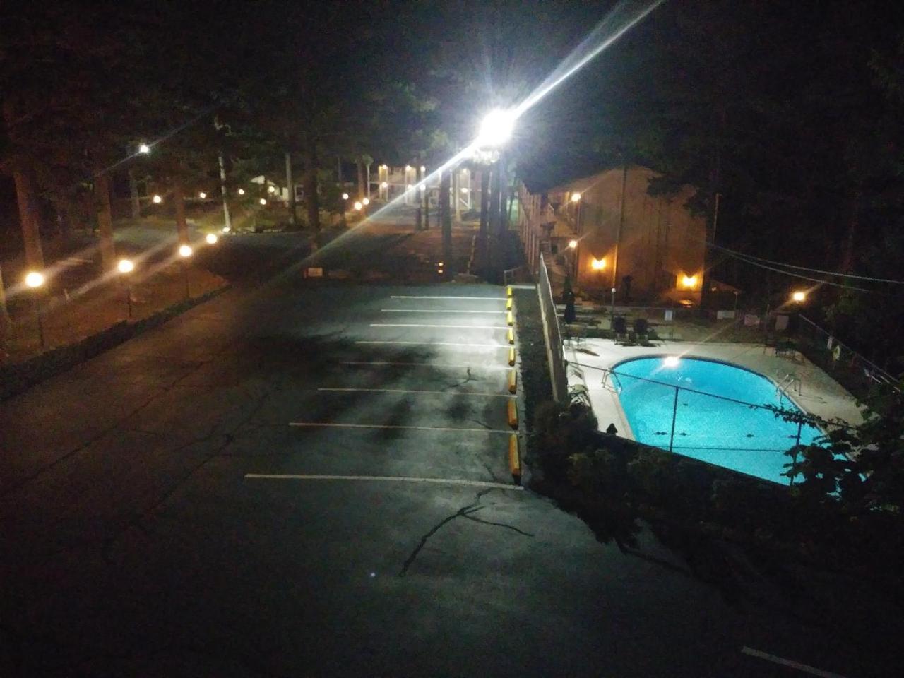 Traveler'S Inn 尤里卡斯普林斯 外观 照片
